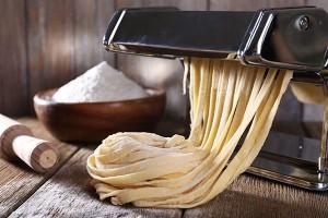 Pasta-maken-met-pastamachine